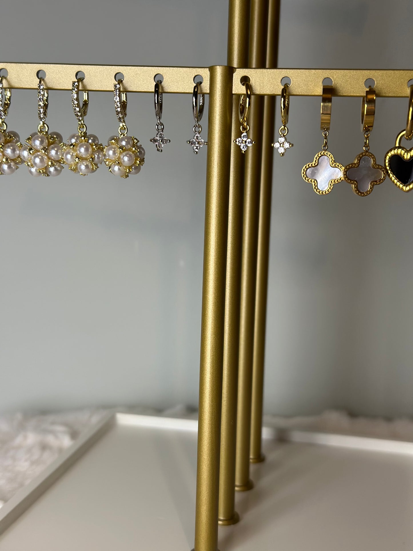 Gold Minimal Pendant hoop earrings