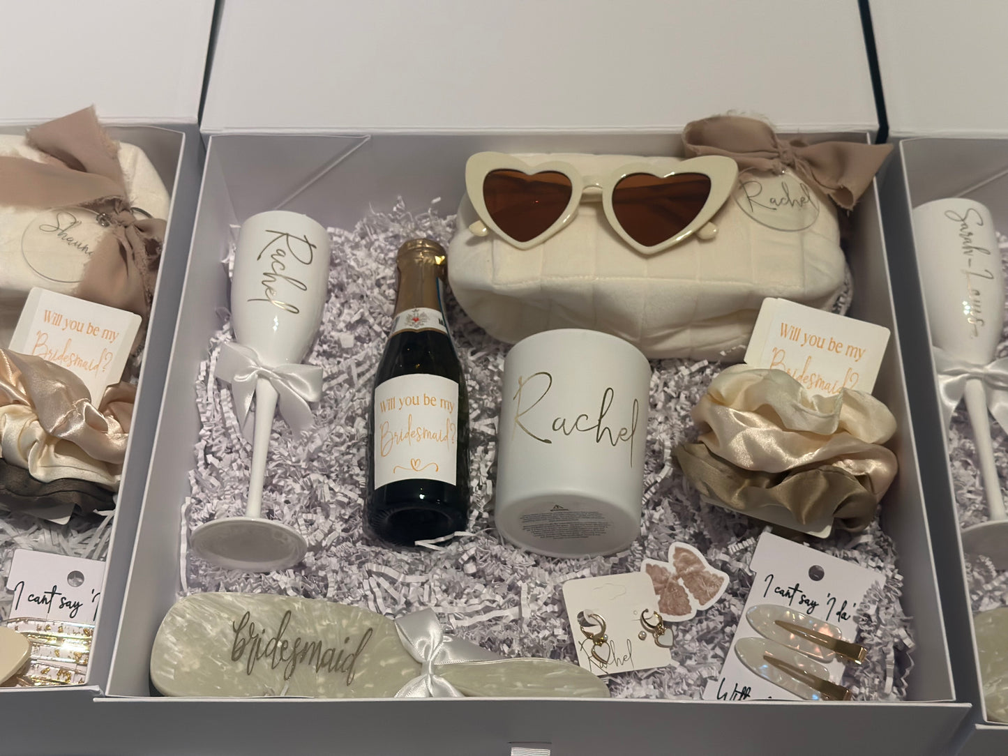 Deluxe Bridesmaid proposal boxes Compete