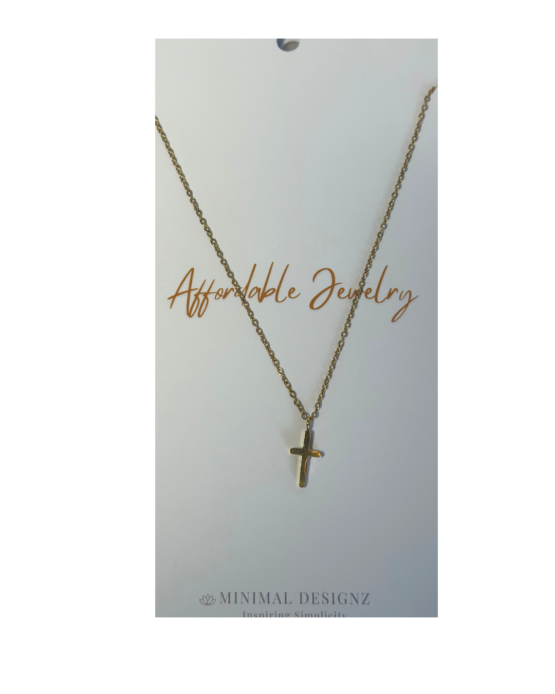 Minimal Cross necklace