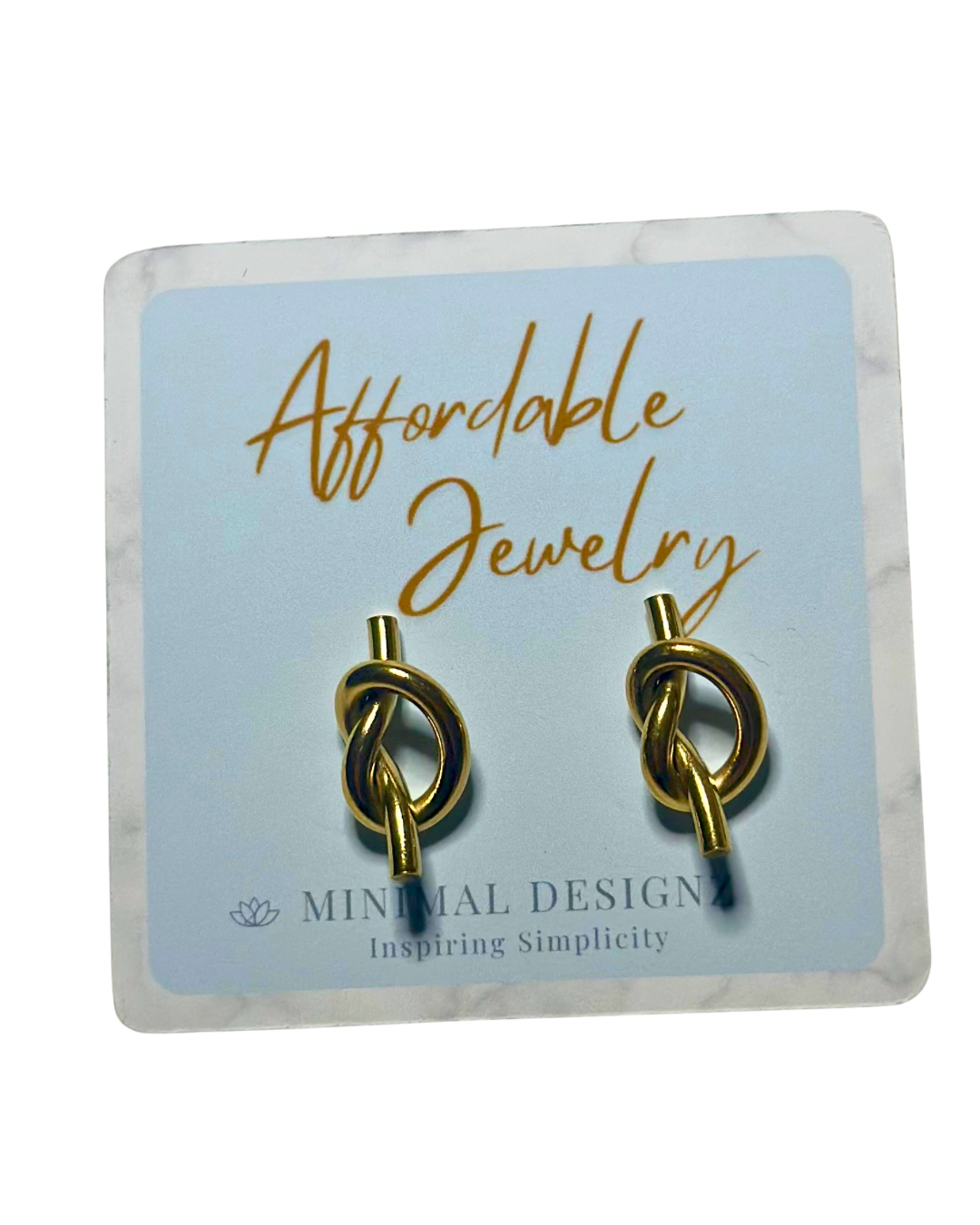 Knot stud earrings