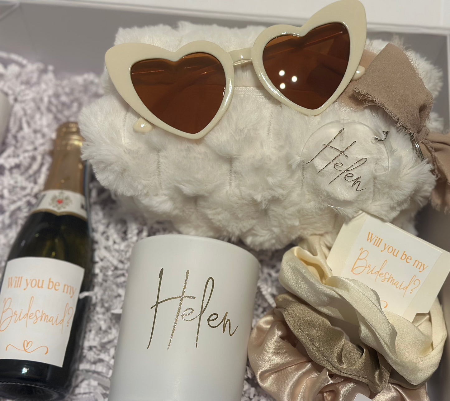 Deluxe Bridesmaid proposal boxes Compete