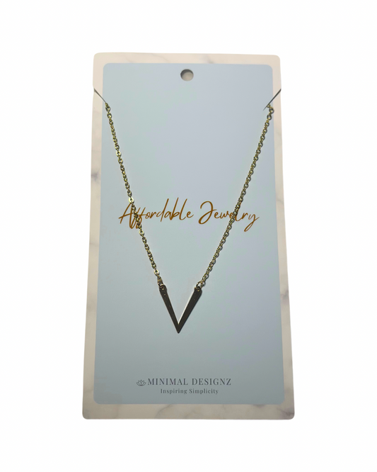 Minimal V necklace