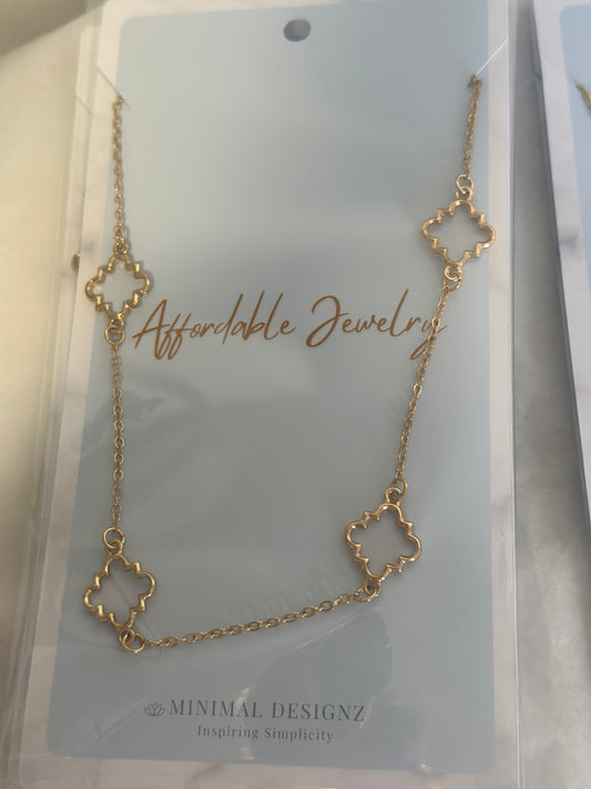 Extra long clover necklace