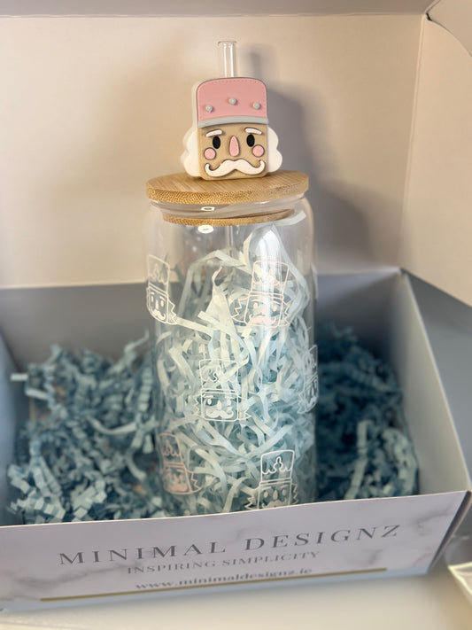 Nutcracker iced coffee glass with 3D printed Straw topper