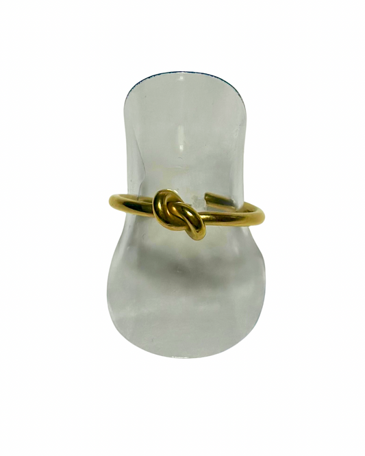 Knot adjustable ring