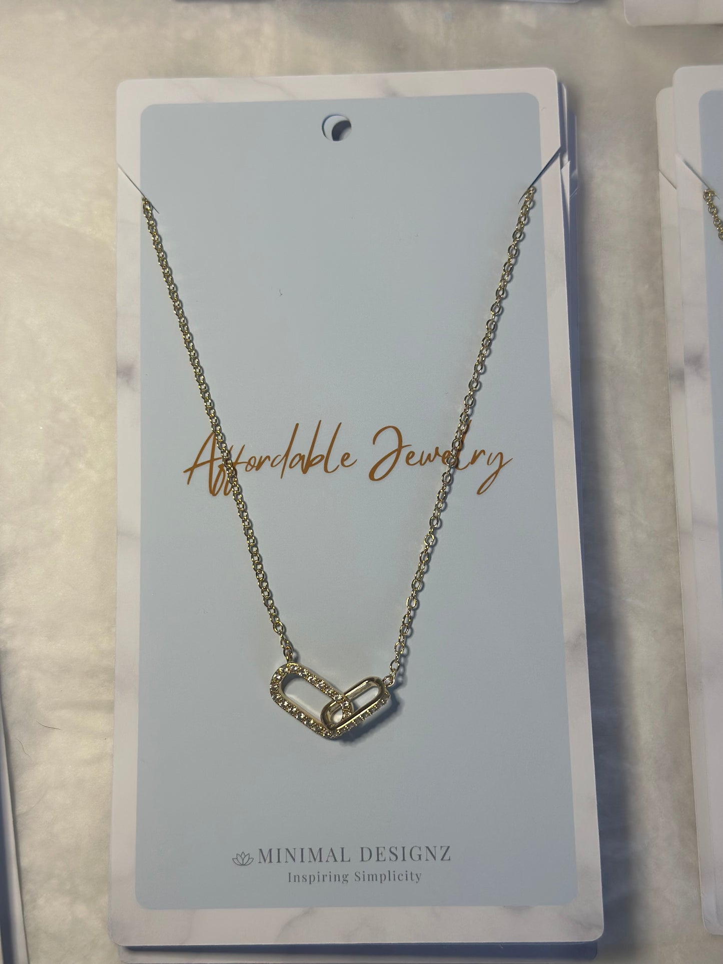 Chain link necklace